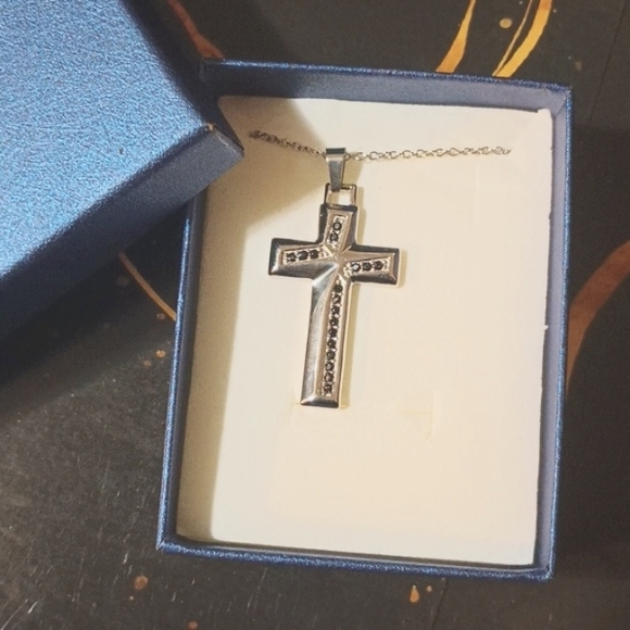 Black Onyx Cross Pendant Necklace Silver - Picture 9 of 12